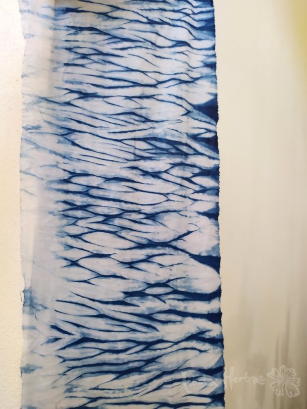 KURZ TEXTILNÍ REZERVNÍ TISK: Přírodní INDIGO