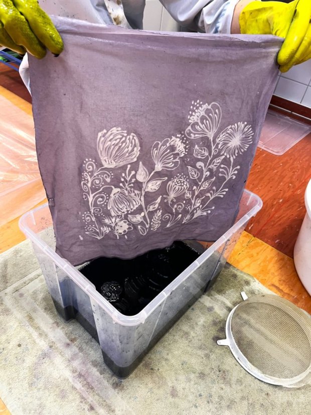 KURZ VOSKOVÝ BATIK: Přírodou barvený + INDIGO Vsetín 16. -17. 8. 2025 Vsetín